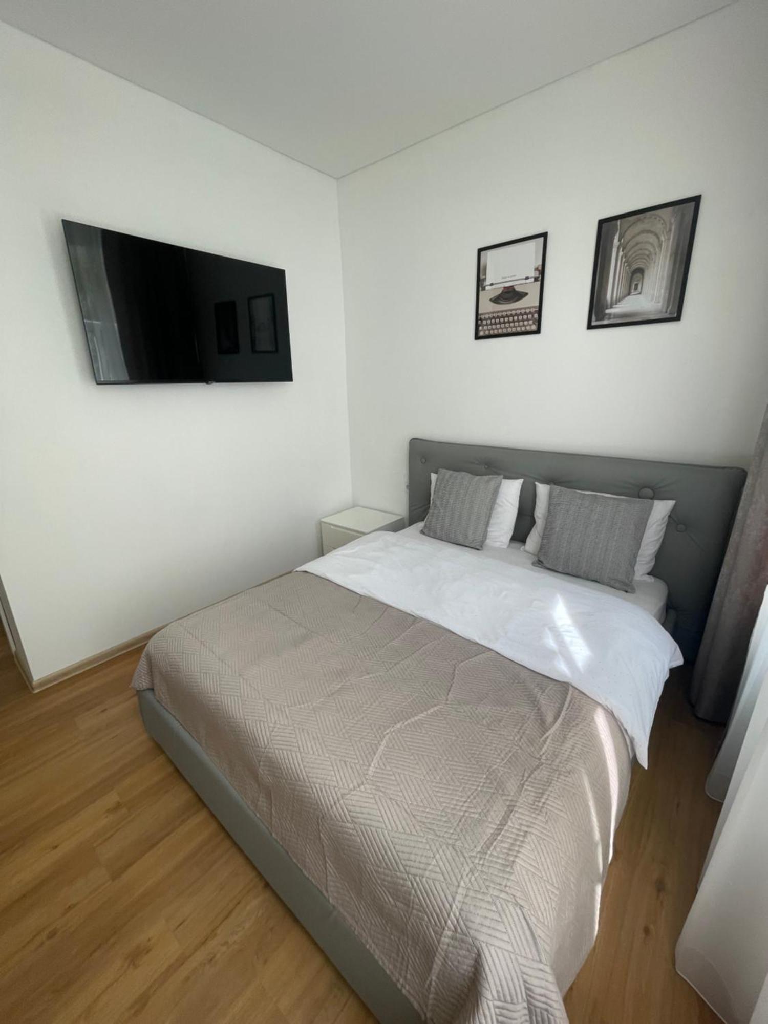 River House City Center Каунас Экстерьер фото