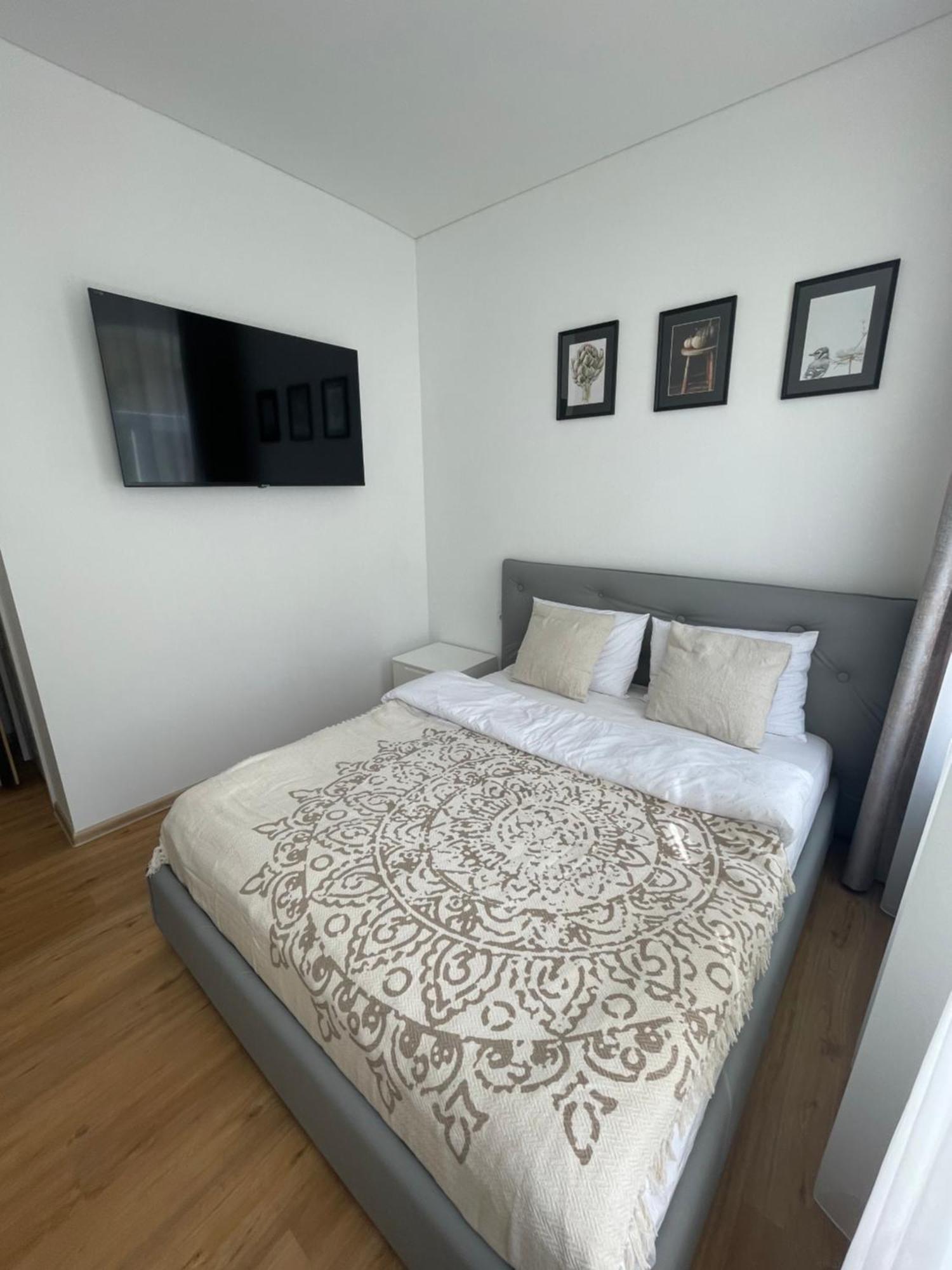 River House City Center Каунас Экстерьер фото
