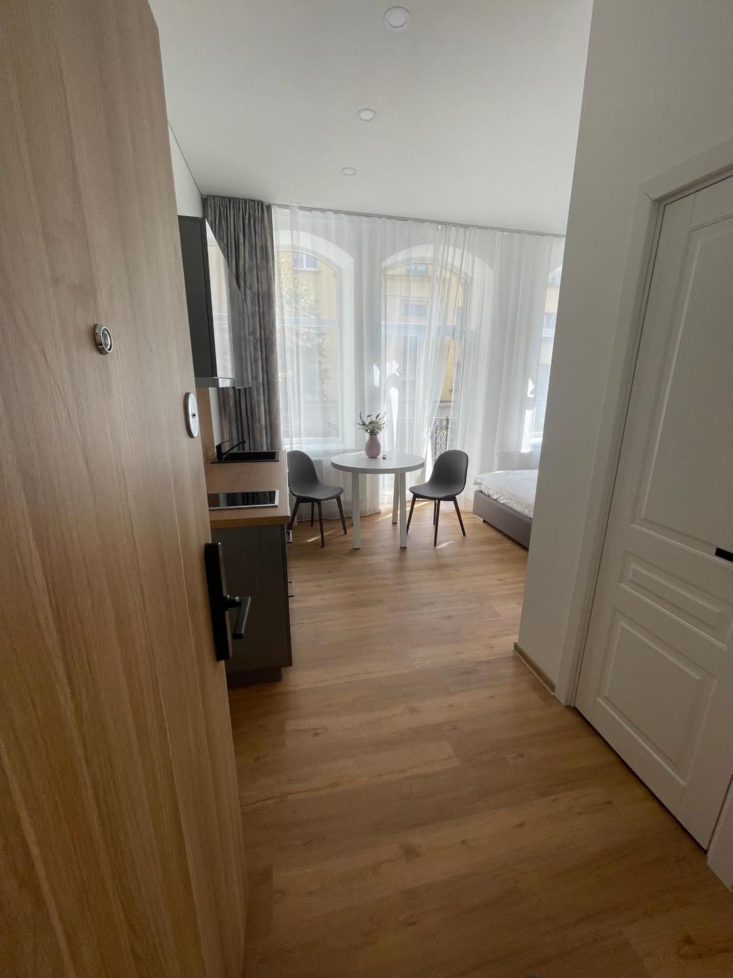 River House City Center Каунас Экстерьер фото